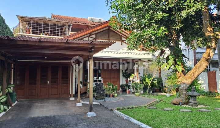 RUMAH ASRI BAGUS SIAP HUNI PUNYA TAMAN DEPAN & BELAKANG DI RAGUNAN CILANDAK