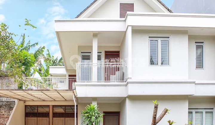 Rumah Bagus Rapi Siap Huni Dalam Perumahan Bintaro Sektor 9