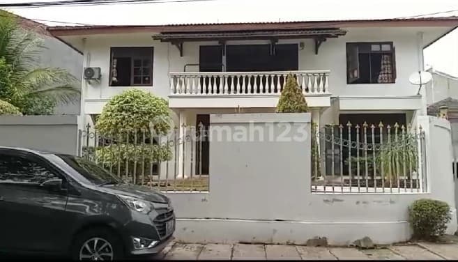Rumah Bagus Harga Murah Halaman Luas di Pesanggrahan Jakarta Selatan