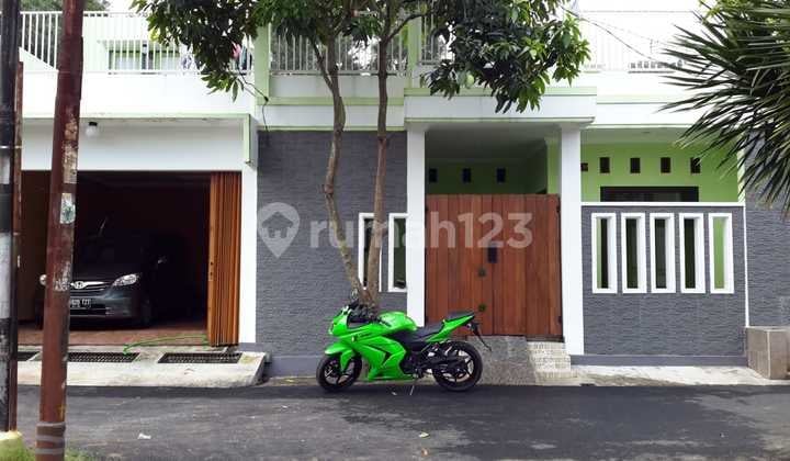 Rumah Bagus Rapi Siap Huni Daerah Pondok Ranji Bintaro