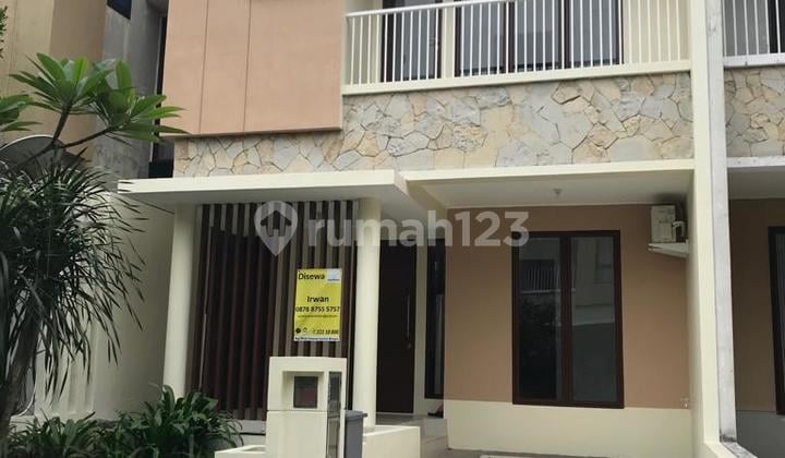 Dijual Cepat....Rumah Rapi Bagus Siap Huni di Cluster Discovery Fiore Bintaro