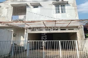 Jagakarsa-Rumah Strategis Dalam Komplek