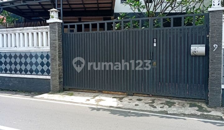 Jagakarsa - Rumah Mewah Harga Murah