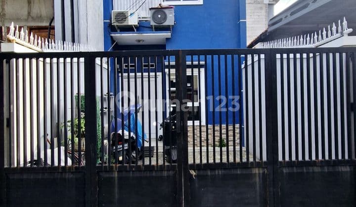 Rumah di Jakarta Pusat Minimalis 2 Lantai