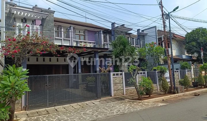 DIJUAL CEPAT Rumah Mewah 2,5 Lantai Siap Huni Dalam Komplek Kavling DKI Pondok Kelapa Duren Sawit