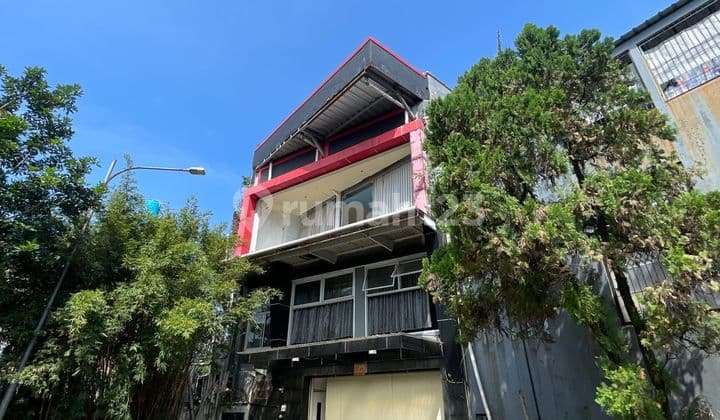 Luxury Building in Downtown Bandung on Buah Batu Raya Street