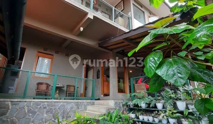 Rumah Cantik Asri Di Cigadung Sayap Dago Kota Bandung