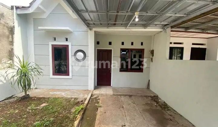 Ready-to-Occupy House in Beautiful Villa Dago Pamulang -nrl