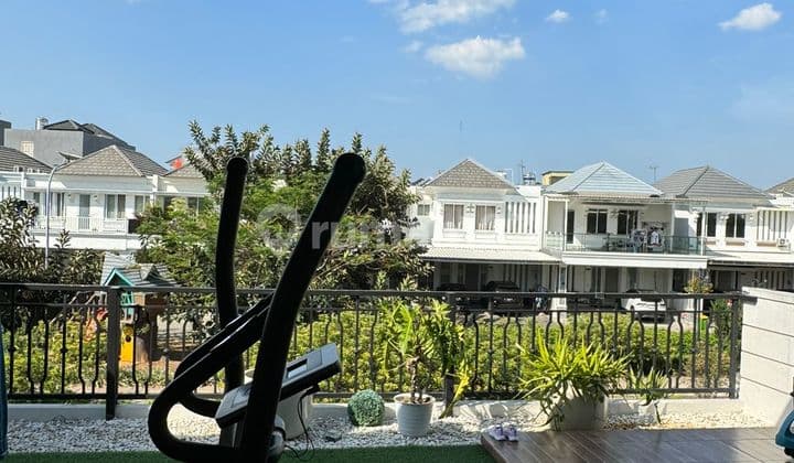 Casa Jardin Depan Taman Jalan Lebar Boulevard Bisa Kpr