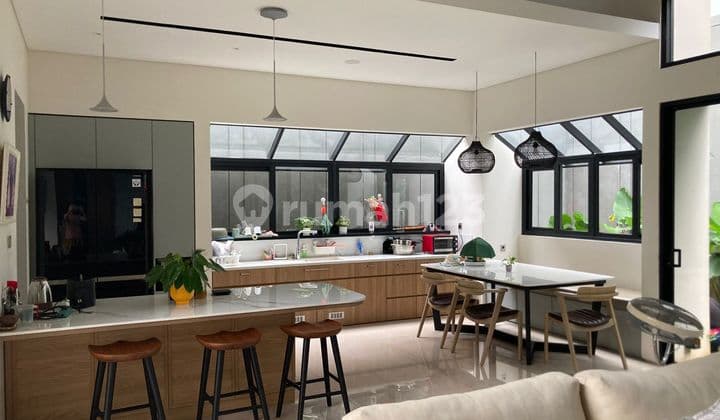 Garden House Special Home Ready to Occupancy SHM can be KPR