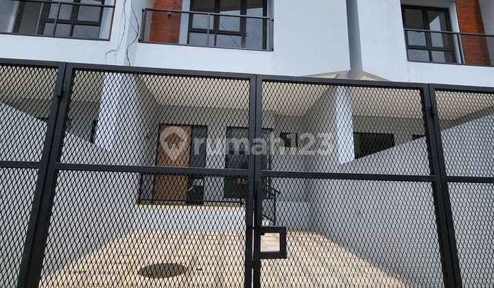 Cinere Estate Rumah Baru Siap Huni bisa KPR