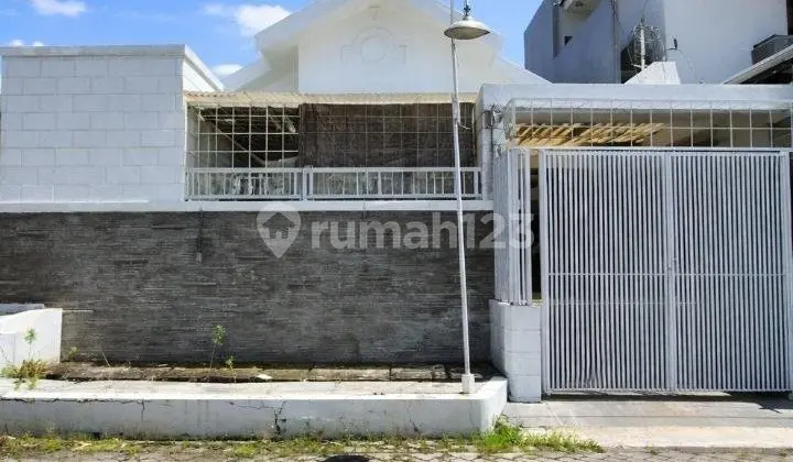 Dijual Rumah di Wiguna Tengah Surabaya Timur