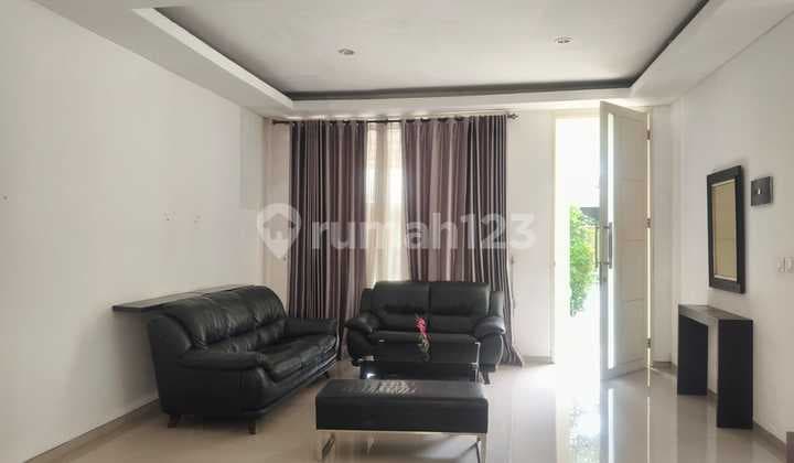 For Rent Fast House Tea Mansion in Pakuwon Indah West Surabaya