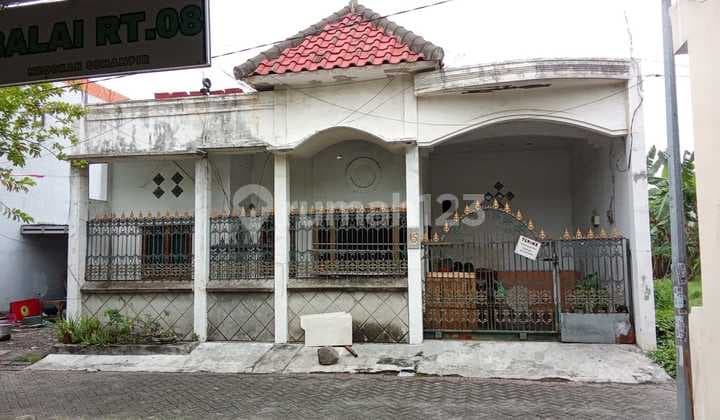 Disewakan Rumah di Semampir Surabaya