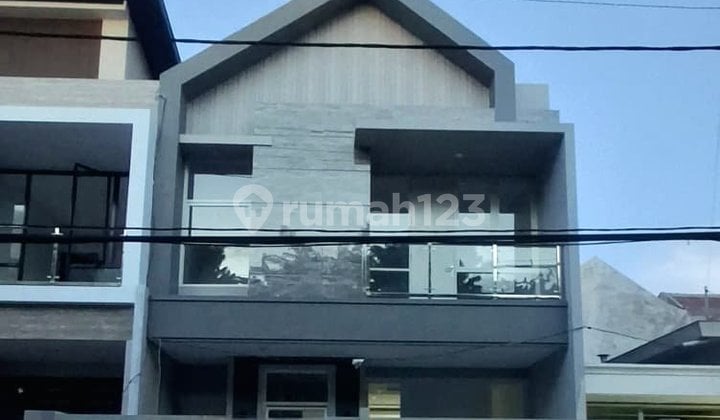 Dijual Rumah Baru di Manyar Tirtoyoso Surabaya Timur