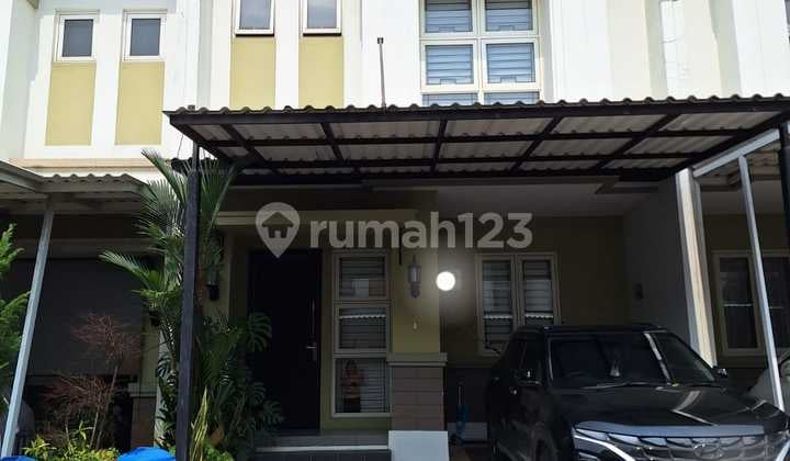 Rumah Savia Nusaloka 2 Lantai di BSD Rapi Sudah Renovasi