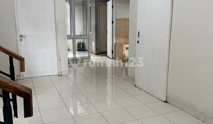 Rumah Azalea Unfurnished di Cluster Azalea Gading Serpong, Gading Serpong SHM - SHM