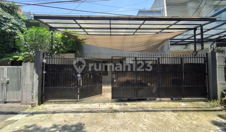DISEWAKAN RUMAH!! JL.CIOMAS JAKARTA SELATAN KEBAYORAN