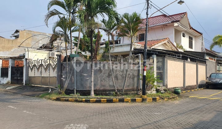 Rumah Darmo Permai Utara Modern Siap Huni Surabaya Barat
