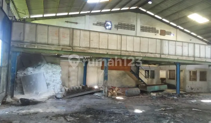 Gudang Kawasan Industri Raya Pakal Surabaya Barat