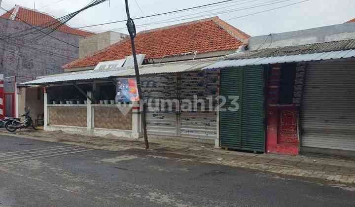 Rumah Komersial Lokasi Strategis Pakis Tirtosari