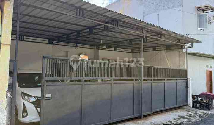 Strategic Boarding House in Pradah Kali Kendal, West Surabaya