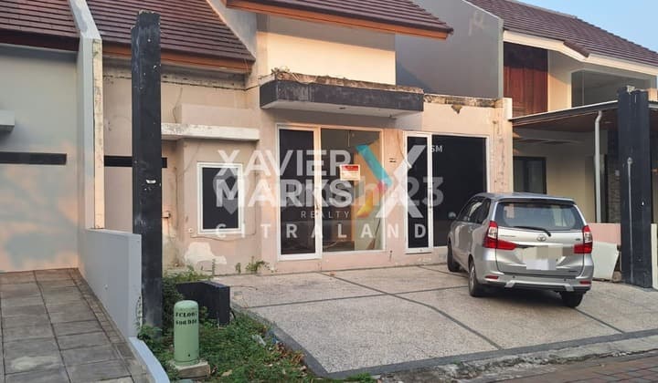 Rumah Citraland Bukit Telaga Golf Terawat Lokasi Row Jalan Besar