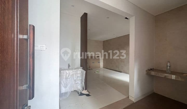 Dijual Baru Gress Rumah di Bukit Palma, Surabaya