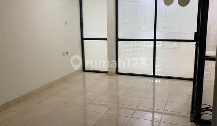 Rumah Tempat Usaha Jalan lebar Jl Summagung Kelapa Gading Jakarta