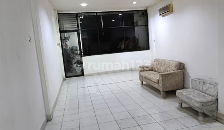 Ruko Strategis Bulevar Raya Dekat Mall Kelapa Gading Jakarta