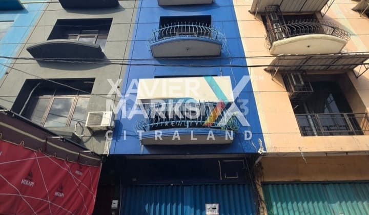 Quick Sale: 4-Story Shop House, Ngagel Street, Strategic Location