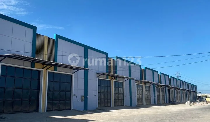 Prambanan Bizland Warehouse, Cerme Gresik. 200 Meters From Toll Access, 0 Main Road.