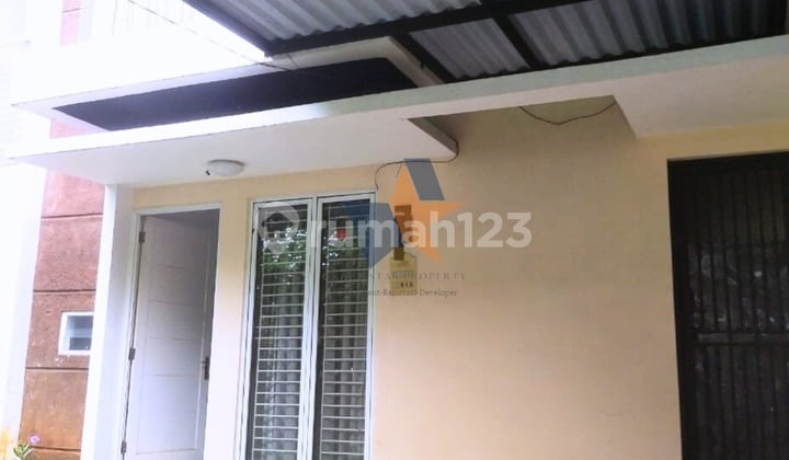 Jual Murah Rumah Bagus 2 Lantai Siap Huni Cluster Boulevarad Graha Raya Bintaro