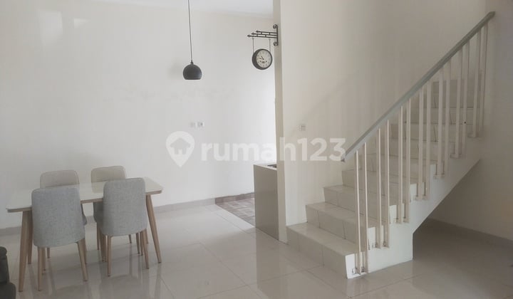 Paling Murah Jual*Bu Rumah Bagus Harga Murah 2 Lantai Serpong Lagoon Tangerang Selatan