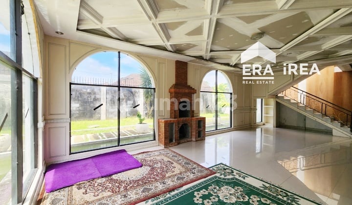 Dijual Rumah Murah 2 Lantai di Solo Dekat Kampung Karet