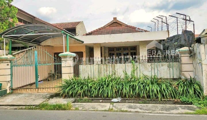 Rumah Dijual Tengah Kota Solo Dekat Center Point