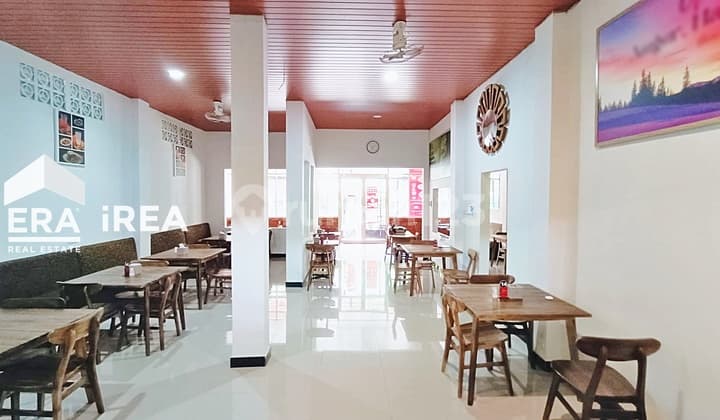 Ruang Usaha Solo Bangunan Bagus Area Pasar Cemani