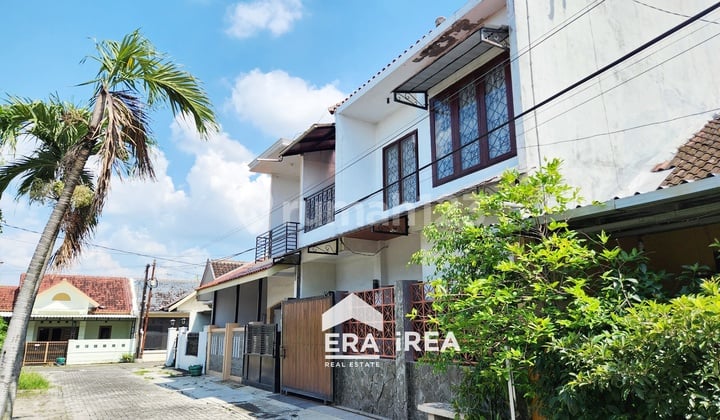 Rumah Murah Dijual di Colomadu Dekat Superindo Jajar