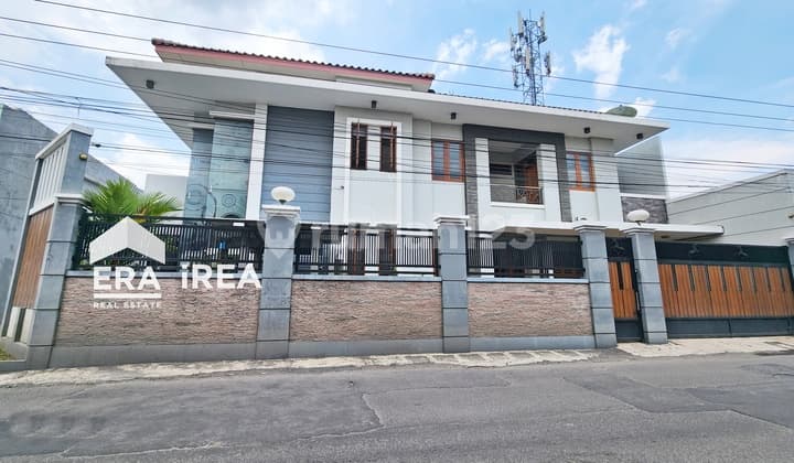 Sell House In Karanganyar Colomadu Near Manahan Stadium
