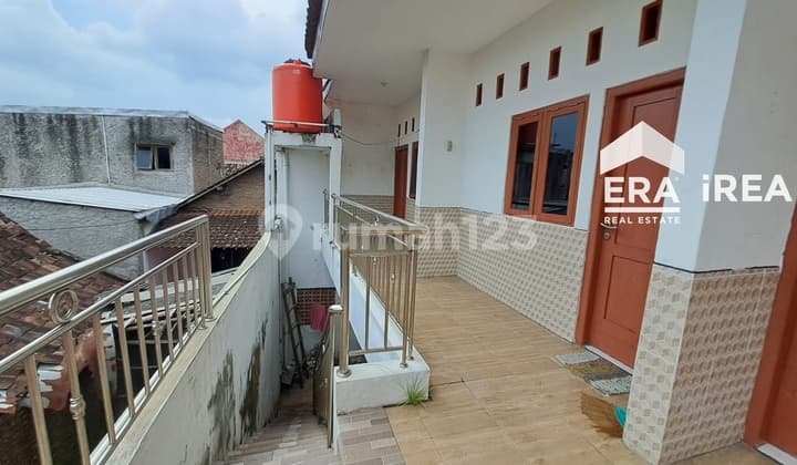 Kost 2 Lantai Dijual Dekat Stadion Manahan Solo