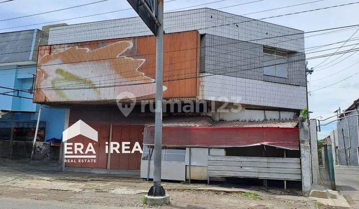 Dijual Ruang Usaha 2 Lantai Solo Dekat Stasiun Balapan