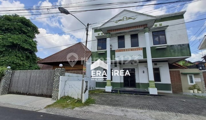 Rumah 2 Lantai Solo Barat Colomadu Dekat Kampus Ums