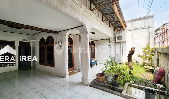 Rumah Di Solo Kota Dekat Stadion Sriwedari