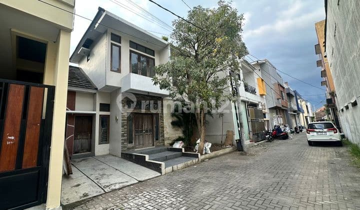 Dijual Rumah 2 Lantai Kartasura Solo Dekat Transmart Pabelan
