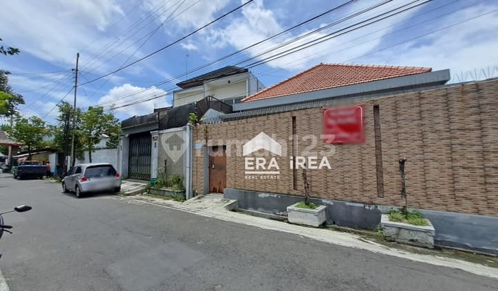 For Sale Nice 2-Story House Solo Near Pasar Gedhe