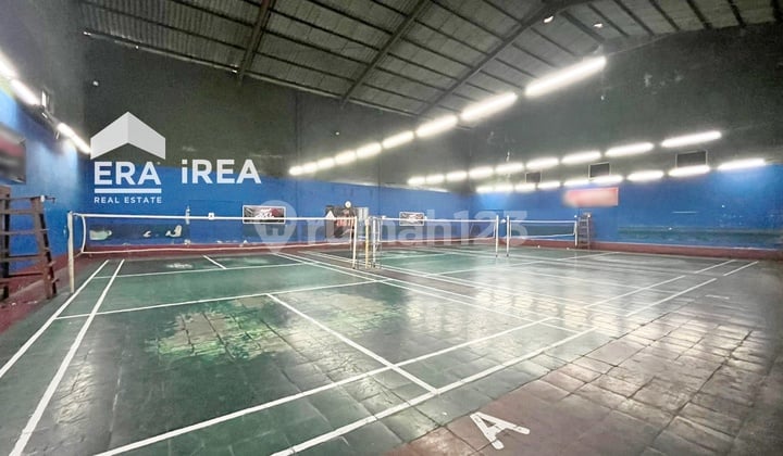 For Sale House with Bonus Business Space in Solo City Near Usb Campus
