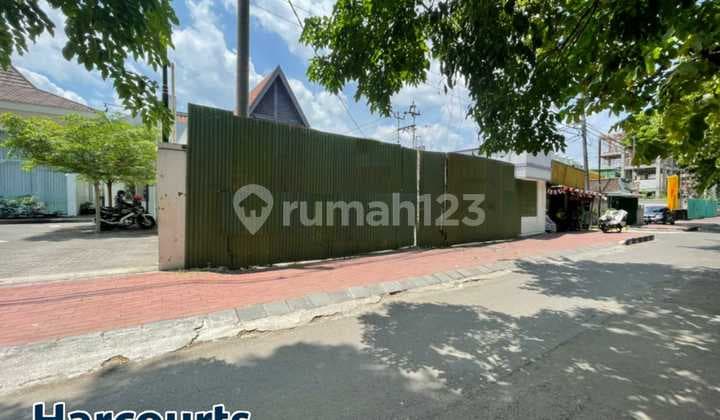 Ruko 1,5 Lantai Bekas Bank di Jl. Slamet Riyadi Sriwedari Solo