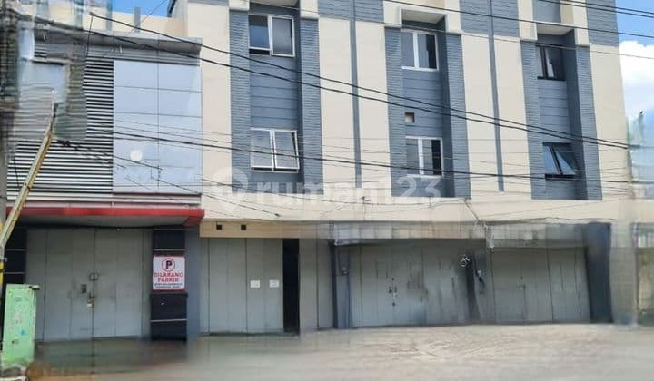 Ruko strategis 3 lantai tengah kota solo