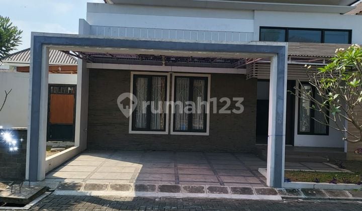 Rumah siap huni di cluster colomadu solo