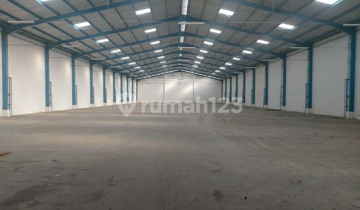 Gudang Akses Kontainer Dekat Pintu Toll Kartosuro Sukoharjo Solo